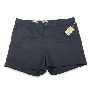 Universal Thread Black High Rise Cuffed Midi Denim Jean Shorts Plus Size 22W NWT